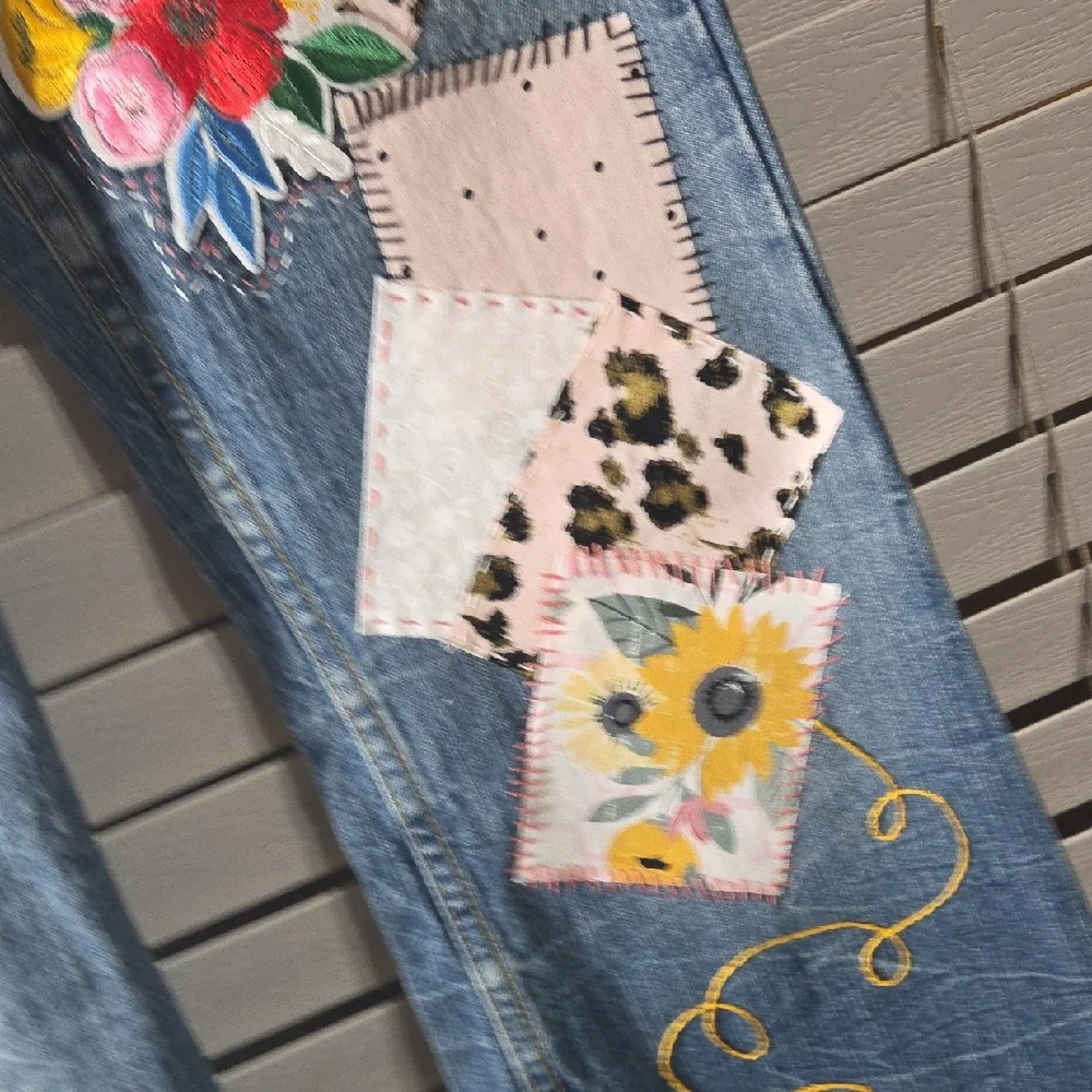 Arizona Jean Company Blue Denim Flare Jeans with Floral Patchwork - Picture 4 of 16